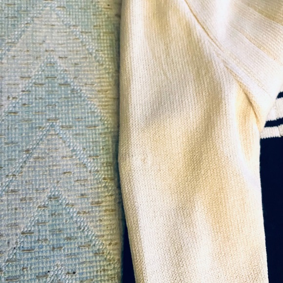 St John Striped V-Neck Sweater - Picture 8 of 10